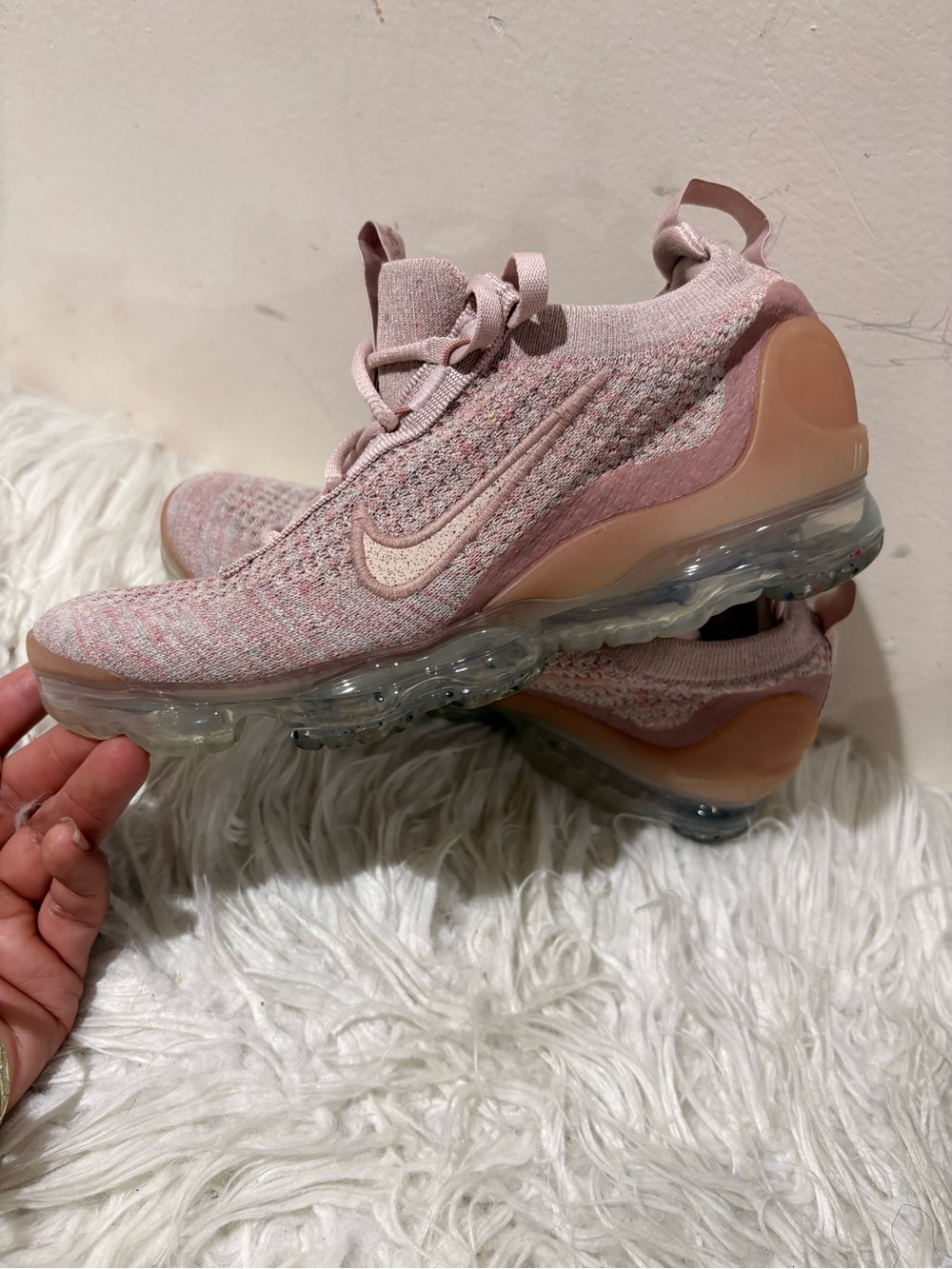 Nike Women’s Pink Flyknit Air VaporMax Sneakers size 6